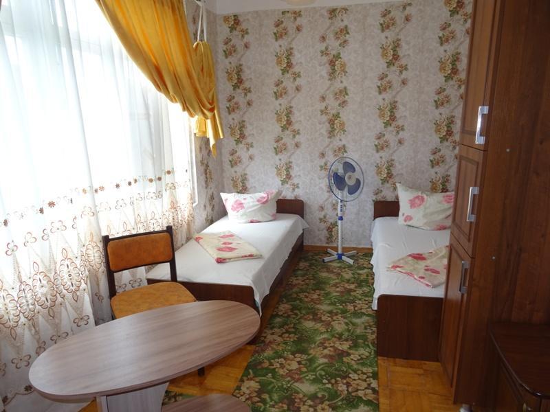 Guest House U Antoniny Gagry Exterior photo