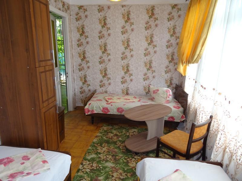 Guest House U Antoniny Gagry Exterior photo